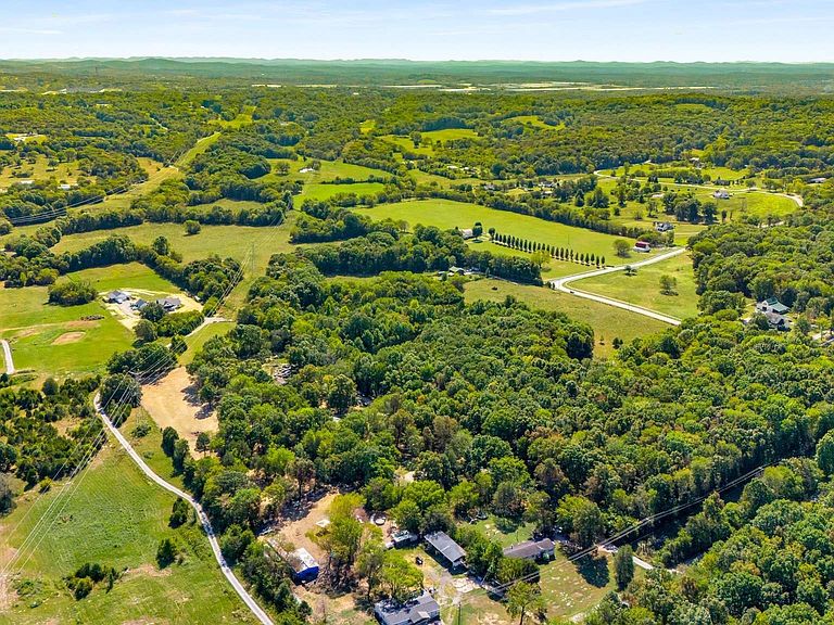 580 Midgett Rd, Mount Juliet, TN 37122